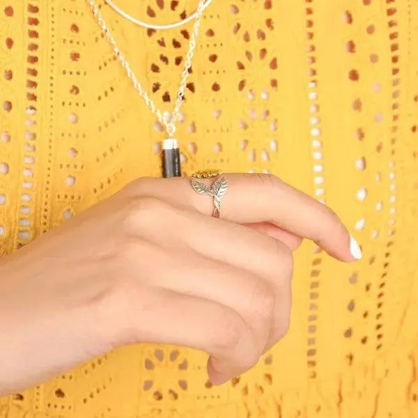 Regulowany złoty pierścionek z słonecznikiem