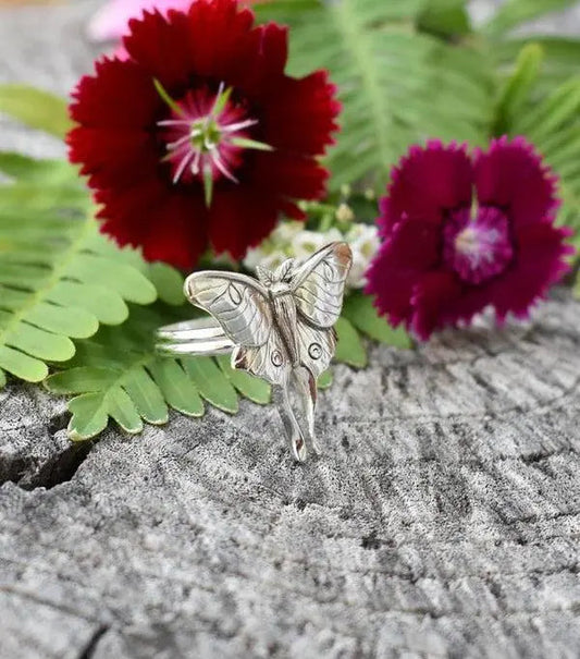 Pierścień z Motylkiem