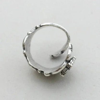 Regulowany pierścień z łyżką w kształcie sowy