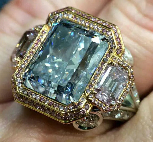 Pierścień z niebieskiego szkła iskrzącego