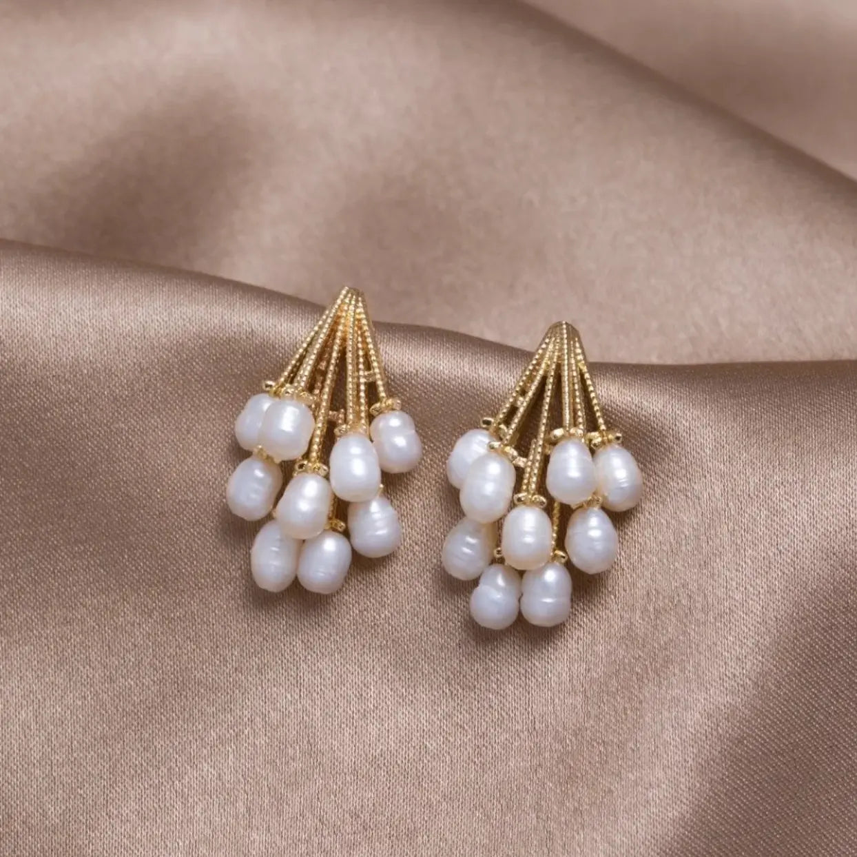 Kolczyki z korala z perełkami słodkowodnymi