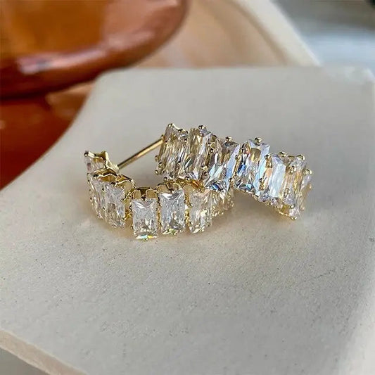 Eleganckie kolczyki z białym zyrkonem