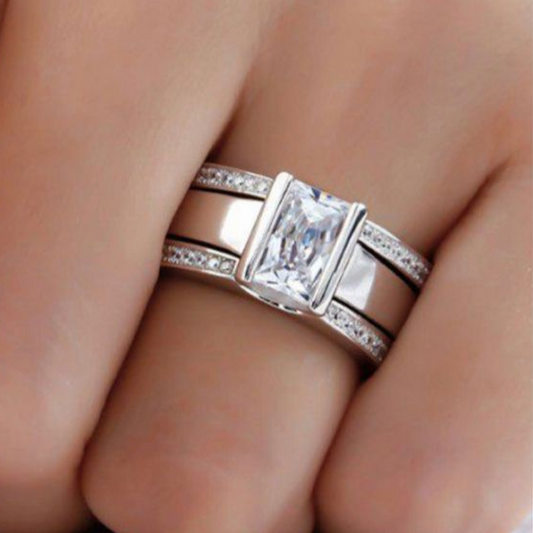 Vintage Pierścień z Inkrustowanym Szkłem