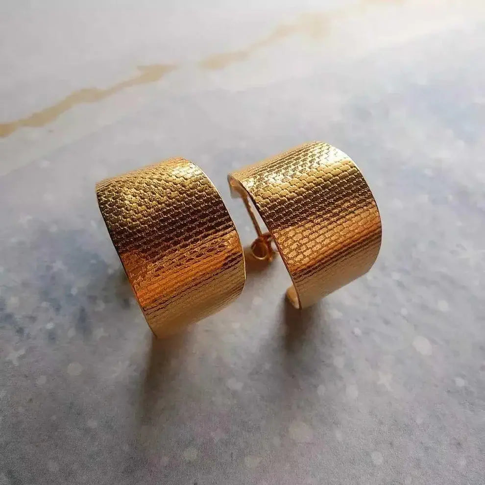 Vintageowe złote kolczyki w kształcie koszyka